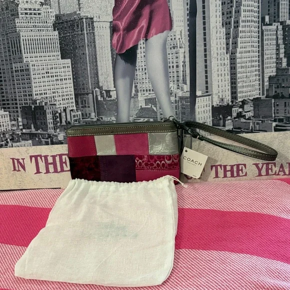 Coach Patchwork Pink & Silver Wristlet - Picture 2 of 8